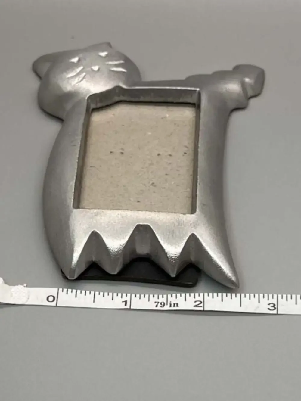 Vtg Furio Matte Silver Tone Abstract Cat Shaped Mini Picture Frame 2x3 Taiwan